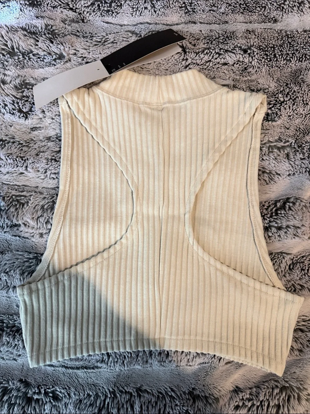 Nike Women’s Cream Ribbed High-Neck Cropped Tank